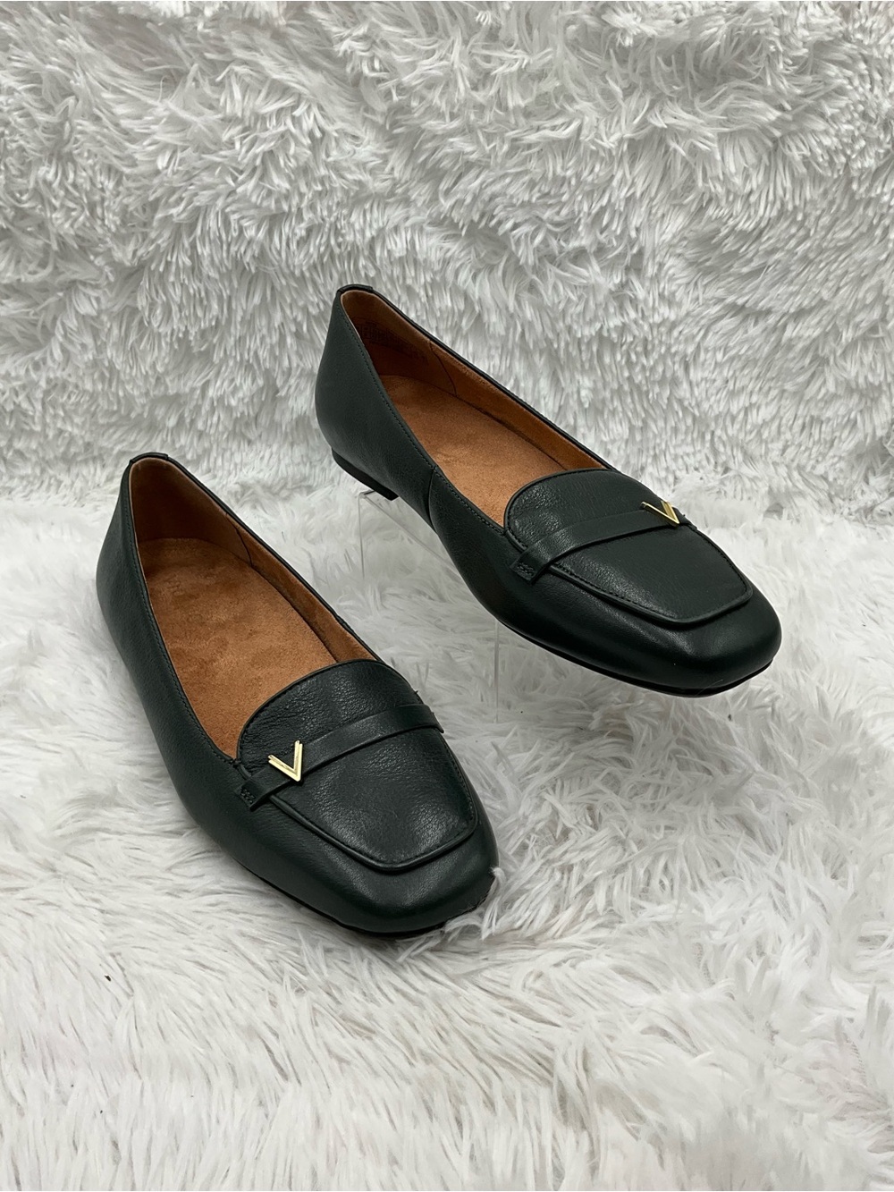 Vionic Hayes Loafers Size 11W Dark Hunter Green Leather Gold V Accent